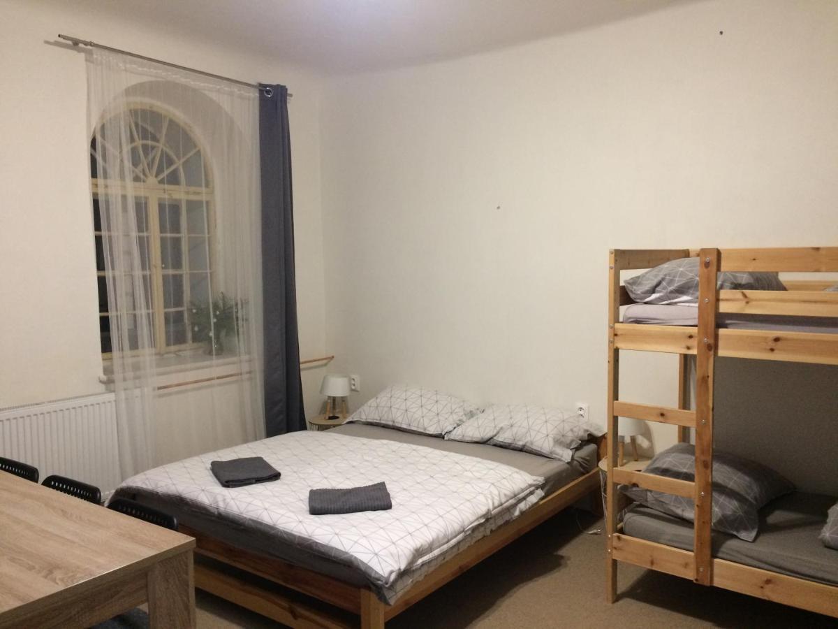 Ubytovani U Brabantika Desna  Bagian luar foto